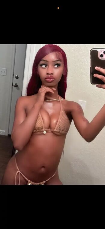 Leaked Missniakay private photo viral onlyfans