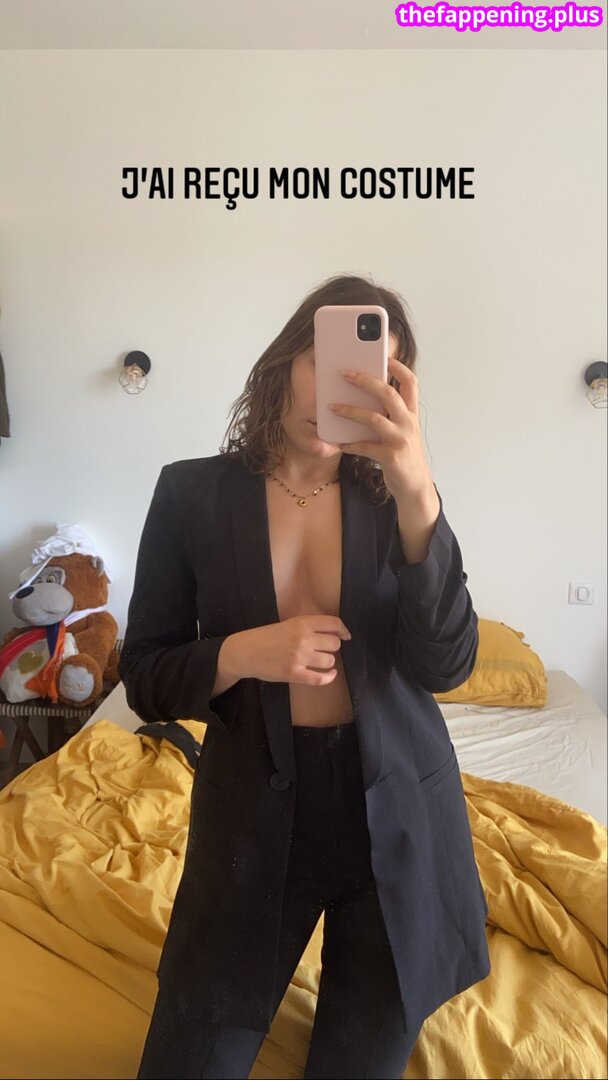Mme Brtzl / malvinou Photo OnlyFans Nu #25