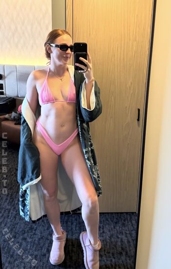 Molly Carlson