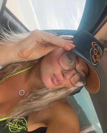Leaked Mollyymae private photo viral onlyfans