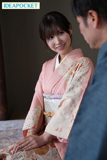 Momo Sakura