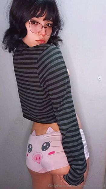 Leaked Momoiro cosplay page private photo viral onlyfans