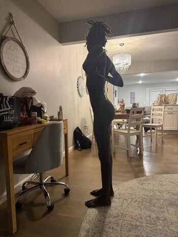 Mona Onyxxx