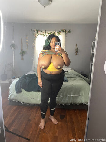 Leaked Moodybb private photo viral onlyfans