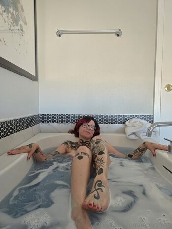 Leaked Moogrosa private photo viral onlyfans