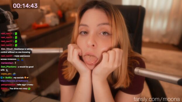Moona ASMR