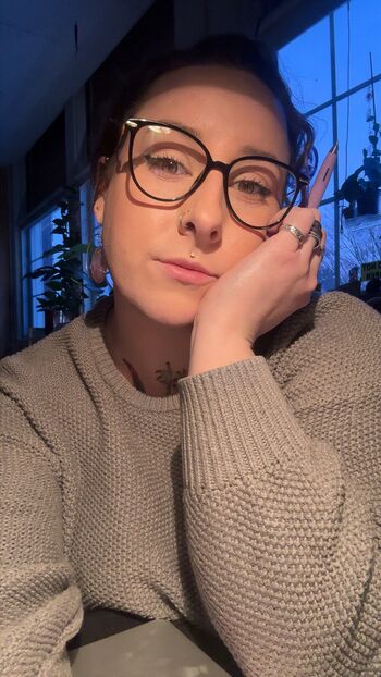 Leaked Moonbeamsaint page private photo viral onlyfans