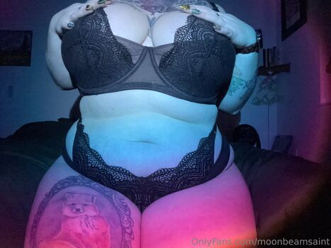 Leaked Moonbeamsaint private photo viral onlyfans