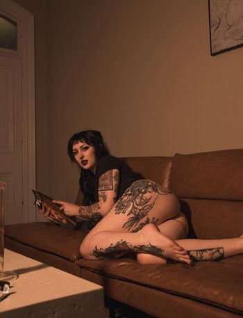 Morticia Mae