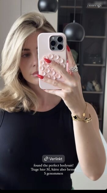Mrs. Bella