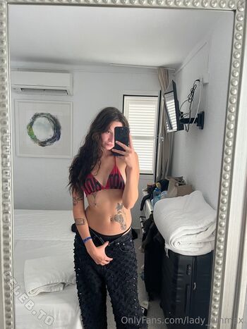 Leaked Mrs emmax private photo viral onlyfans