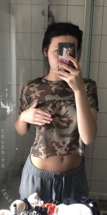 Leaked Mrs emmax private photo viral onlyfans