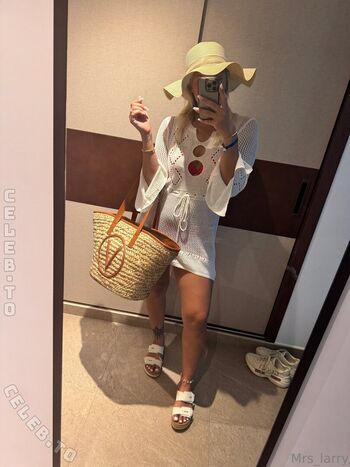 Leaked Mrs larry private photo viral onlyfans