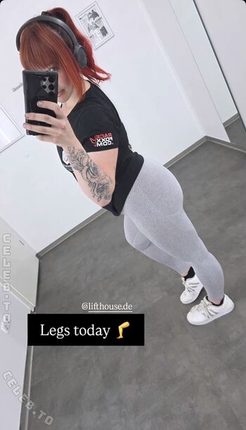 Leaked Mrs mk private photo viral onlyfans