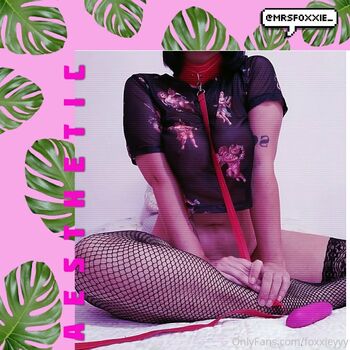 mrsfoxxie_