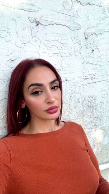 Ms Headphanie