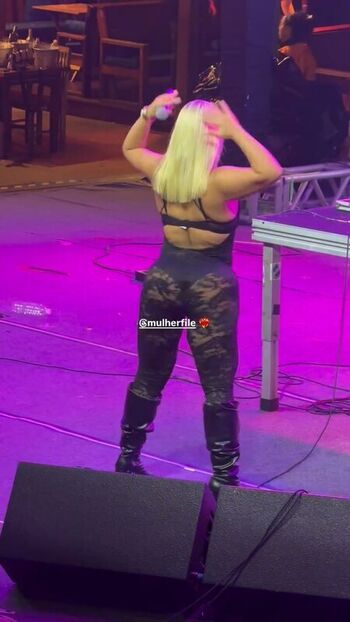 Mulher Filé