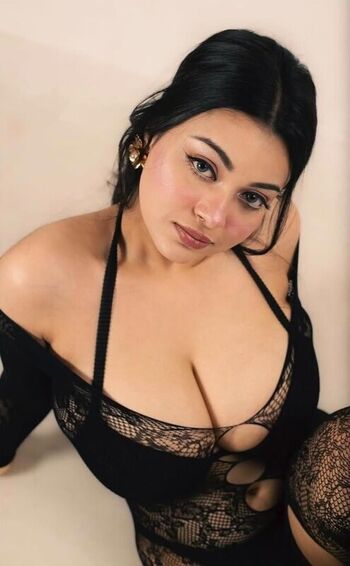 Leaked Mumtahinaaa private photo viral onlyfans
