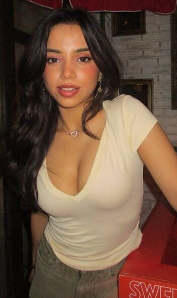 Leaked Muskan karia private photo viral onlyfans