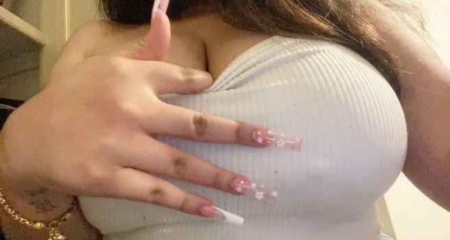 Leaked Mysenpihenny private photo viral onlyfans