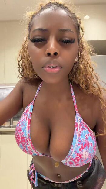 Leaked Na tu re private photo viral onlyfans