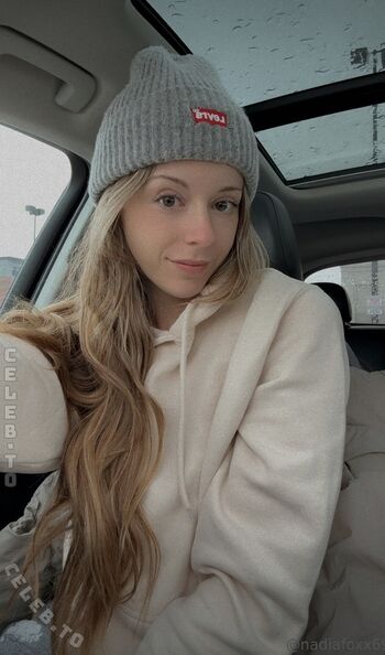 Nadia Foxx