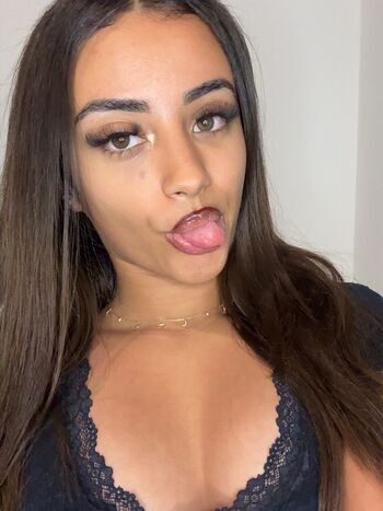 nadiasultanx