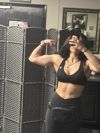 Leaked Naila iqbal private photo viral onlyfans