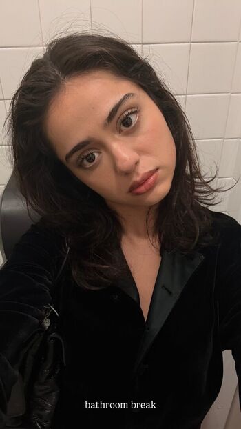 Leaked Nailea devora private photo viral onlyfans