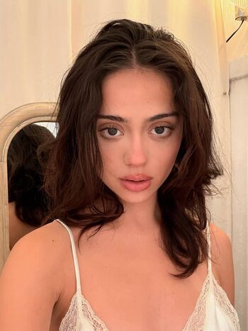 Leaked Nailea devora private photo viral onlyfans