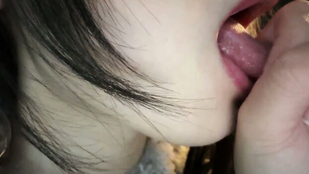 Nana ASMR