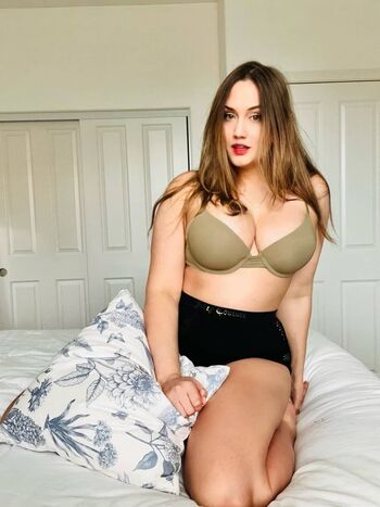 Leaked Naomi kyle page private photo viral onlyfans