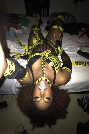 Naomi Wwe