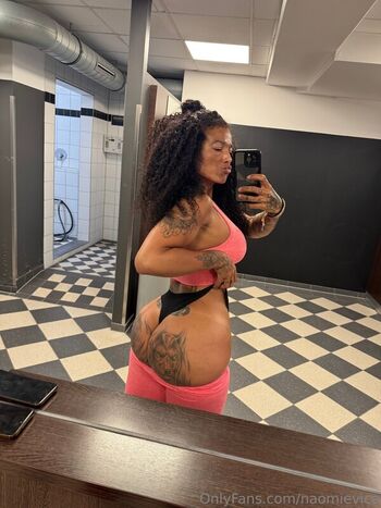 Naomie Vice