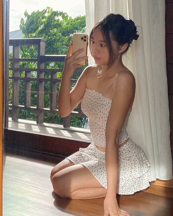 naomilau18