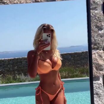 Nata Lee