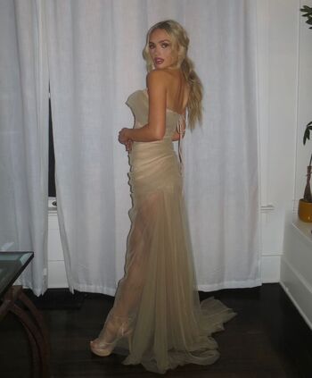 Natalie Alyn Lind