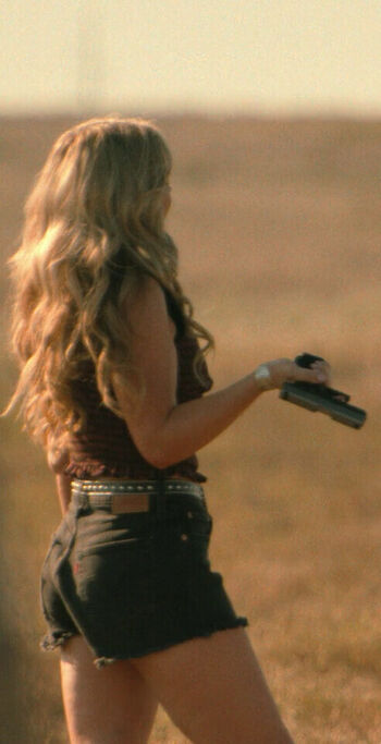 Natalie Alyn Lind