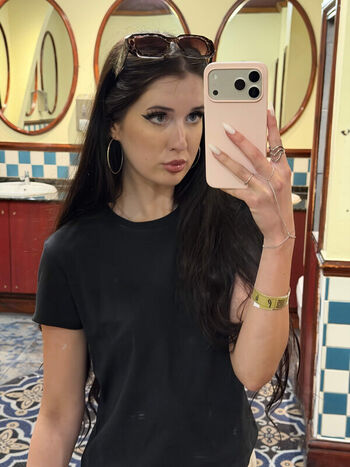 Leaked Nataliebarness private photo viral onlyfans