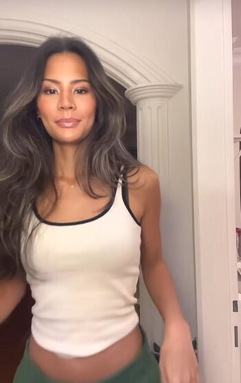 Nathalie Lok