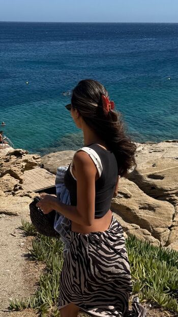 Nathalie Lok