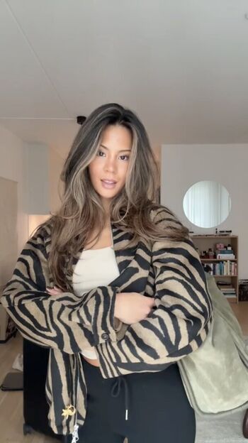 Nathalie Lok