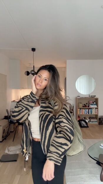 Nathalie Lok