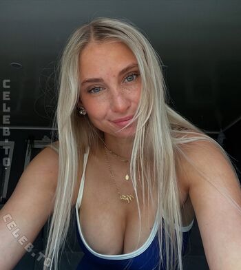 Leaked Nathalie stnr private photo viral onlyfans