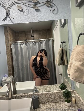 Leaked Naztynelly private photo viral onlyfans