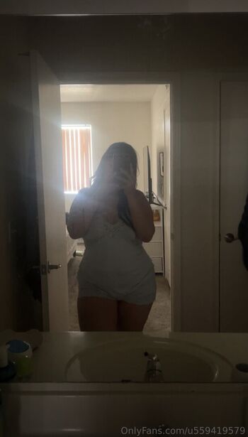 Leaked Naztynelly private photo viral onlyfans