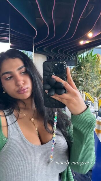 Leaked Lolyomie/ private photo viral onlyfans