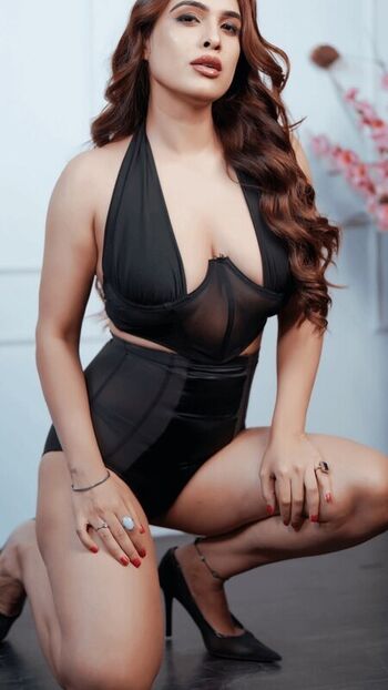 Leaked Nehhaa malik private photo viral onlyfans