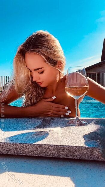Leaked Nelly nell page private photo viral onlyfans