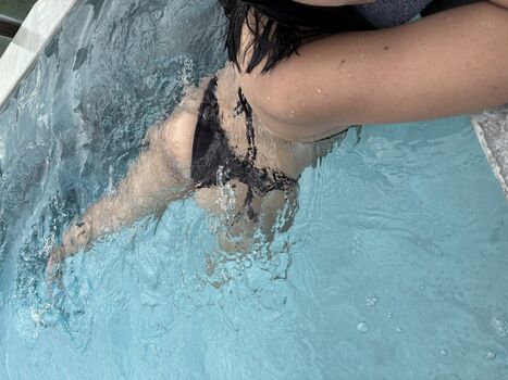 Leaked Neng sri page private photo viral onlyfans